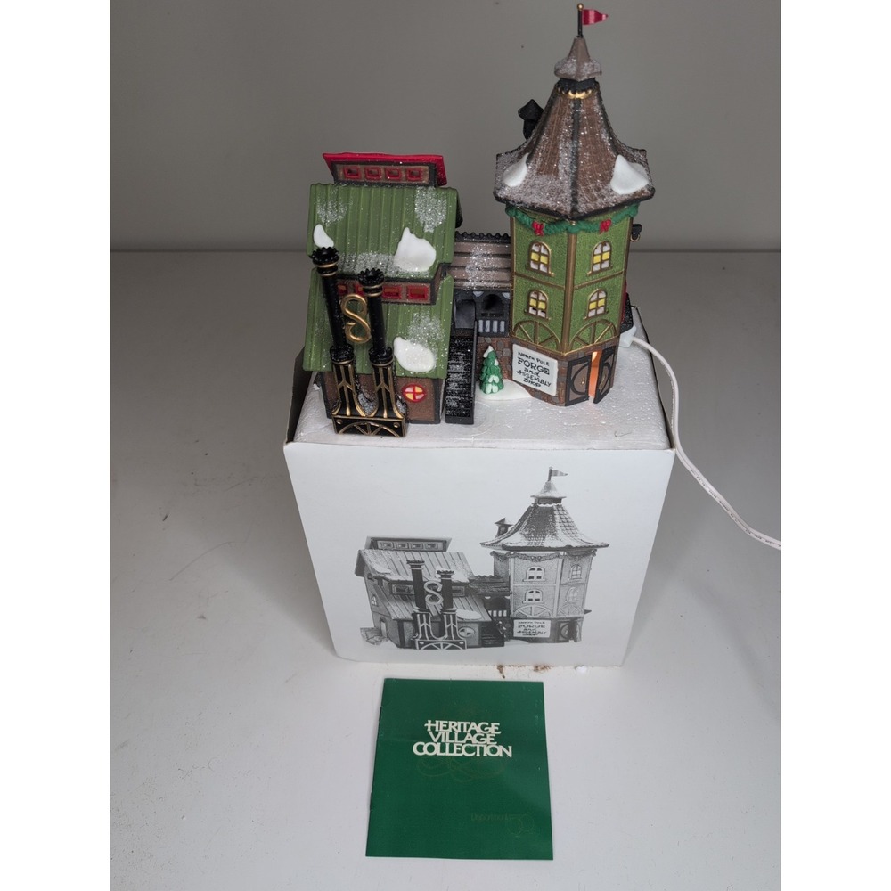 Dept 56 North Pole Series "Elfin Forge & Assembly Shop" 56384 Retired Excellent
